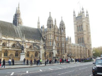 国葬が行われるウェストミンスター寺院